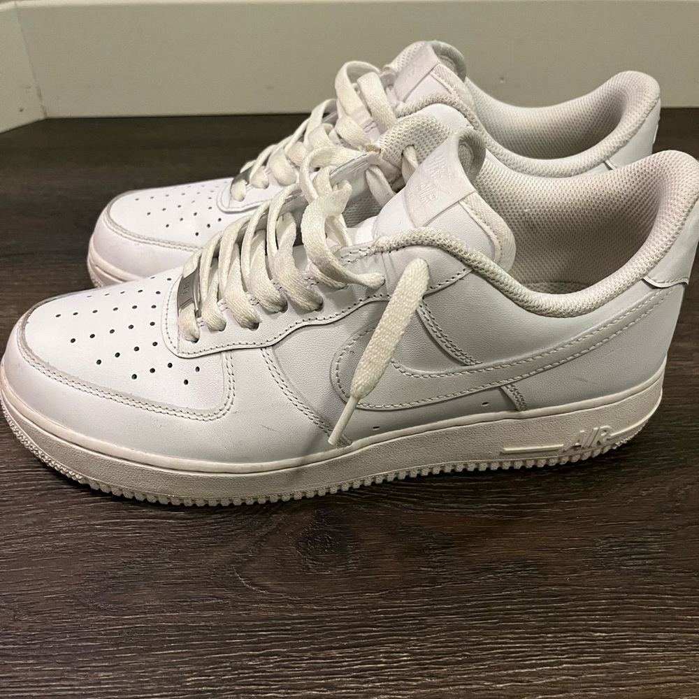 Men’s Nike AF1 with extra set of laces size 9 - Picture 4 of 9